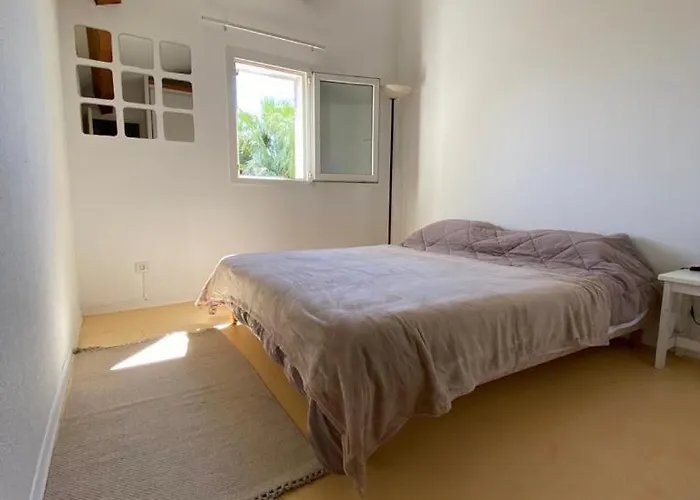 Entre Et Garrigue Narbonne